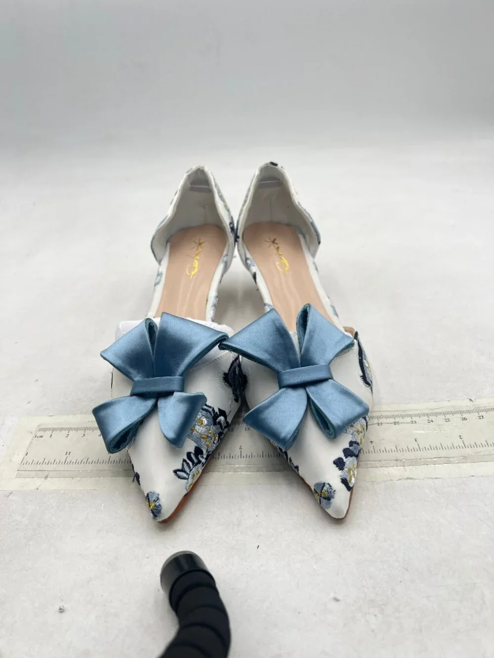 XYD Blue Bloom Embroidery D'Orsay Kitten Heel Bridal Bowknot Pump Point Toe Shoe